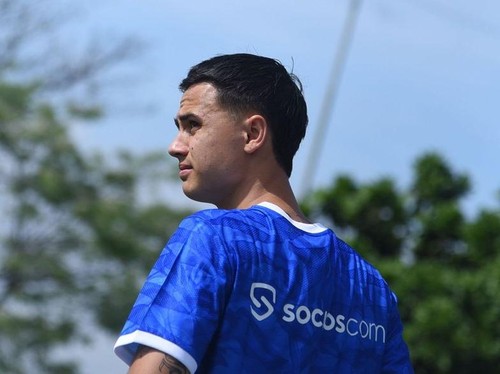 Thom Haye dan Eliano Debut di Persib vs Persebaya?