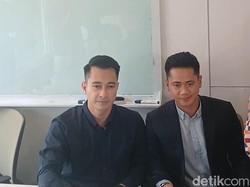 Eza Gionino Buka Suara Usai Digugat Cerai Istri