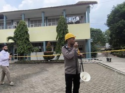 Bangunan SMK di Cileungsi Bogor Digaris Polisi Antisipasi Atap Ambruk Total