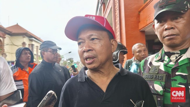 Banjir merendam 43 titik di wilayah Kota Denpasar dan Kabupaten Badung, Bali. Empat orang dilaporkan hilang.