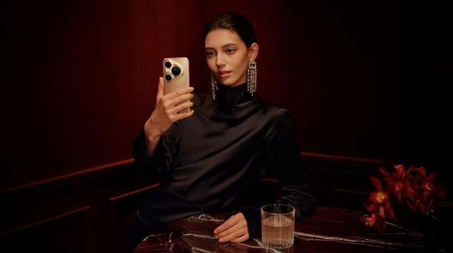 Smartphone Kamera #1 Dunia Segera Hadir: HUAWEI Pura 80 Ultra dengan Industry First Dual Switchable Telephoto Lens dan Ultra Large Sensor