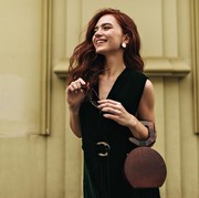 5 Hal yang Tidak Akan Dilakukan Perempuan di Depan Umum Menurut Pakar Etiket