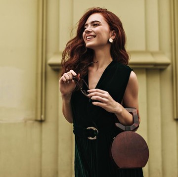 5 Hal yang Tidak Akan Dilakukan Perempuan di Depan Umum Menurut Pakar Etiket