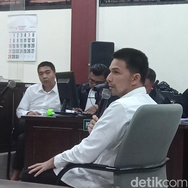 Jonathan Frizzy Disebut Pernah Pakai Vape Berisi Etomidate saat Berlibur di Bangkok