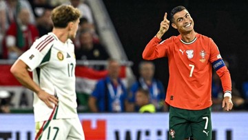 Update Eksklusif Olahraga CNN : FOTO: Keran Gol Ronaldo Tetap Mengalir di Usia 40 Tahun
