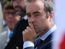 Lecornu Gantikan Bayrou sebagai PM Prancis, Siapa Dia?