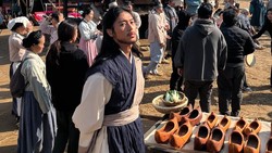 img-title Aktor 'Bon Appetit, Your Majesty' Bebas Wamil gegara Donorkan Hati untuk Sang Ibunda