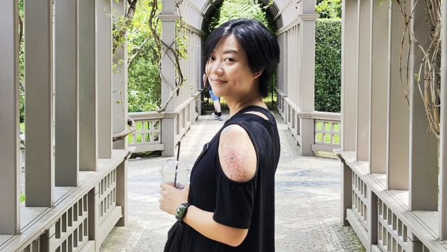 Leony mengaku dirinya akan tetap membayar pajak warisan yang kini terpaksa ia urus setelah mendapatkan warisan rumah orang tuanya.