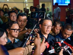 Menlu Akan Tanggung Biaya Pendidikan Anak Staf KBRI Peru Tewas Ditembak