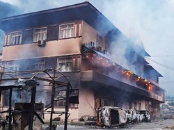 Ngeri! Istri Eks PM Nepal Tewas Usai Rumahnya Dibakar Demonstran