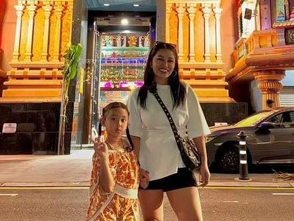 5 Potret Terbaru Gewa Anak Mendiang Glenn Fredly dan Mutia Ayu, Makin Cute Pandai Berpose