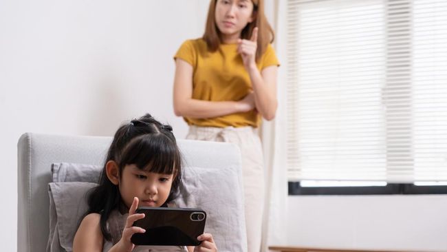 Riset Ungkap Chatbot AI Ternyata Lebih Berbahaya daripada Media Sosial untuk Anak