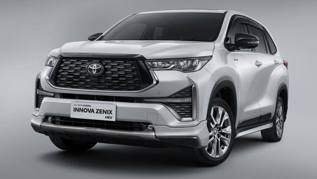 Daftar Mobil Terlaris April 2026, Toyota Innova Kembali ke Puncak