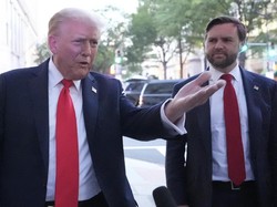 Trump Diteriaki Hitler Saat Makan di Restoran Washington