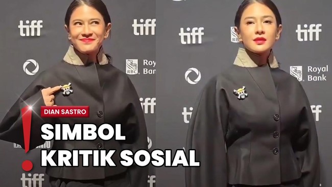 Percaya Diri! Dian Sastro Tunjukkan Pin One Piece di TIFF 2025