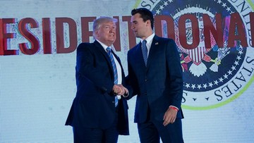 Trump Minta Kibarkan Bendera Setengah Tiang usai Kirk Tewas