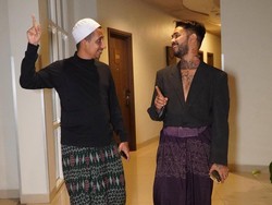 Anak Diazani, Intip 7 Potret Persahabatan Beda Agama Onad dengan Habib Jafar