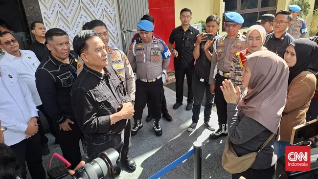 Keluarga Rusdamdiansyah, korban tewas saat demo Agustus yang berujung rusuh di Makassar, bersikukuh tersangka yang membunuh anaknya harus dapat hukuman setimpal