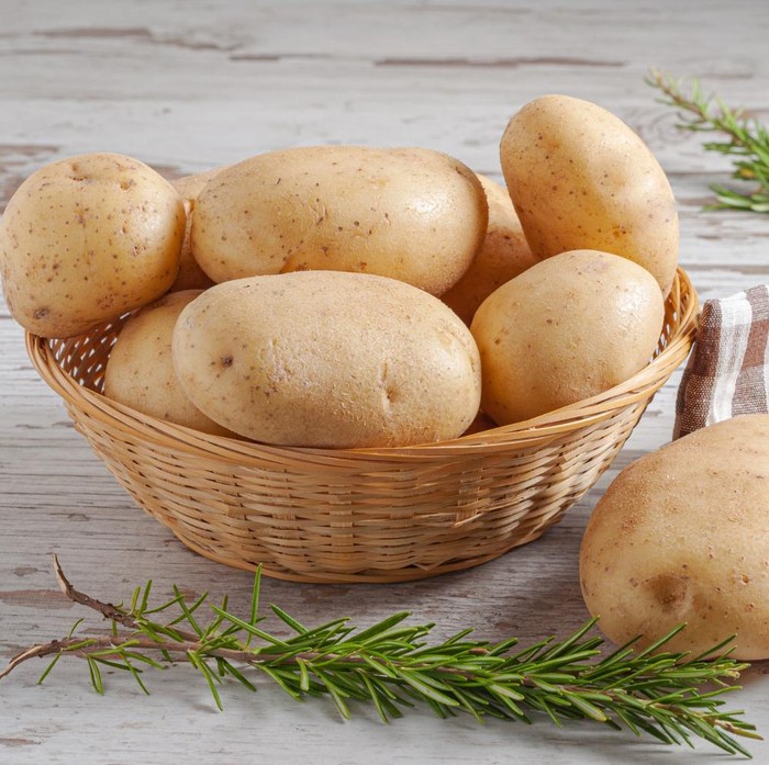 Ada beberapa jenis sayuran tertentu yang sebaiknya tidak dikonsumsi bersamaan dengan nasi, seperti jenis sayuran ‘bertepung’. Salah satunya seperti kentang.