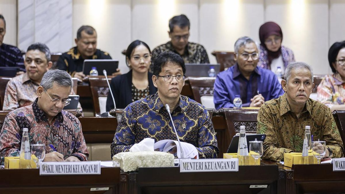 RAPBN 2026 Dirombak: Belanja Naik Rp56,2 T, Defisit Melebar ke 2,68%
