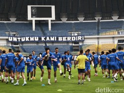 Persib Siapkan Kekuatan Penuh untuk Duel Lawan Persebaya