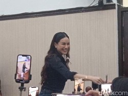 Nikita Mirzani Minta Izin Terapi Rutin Agar Gigi Tak Makin Parah