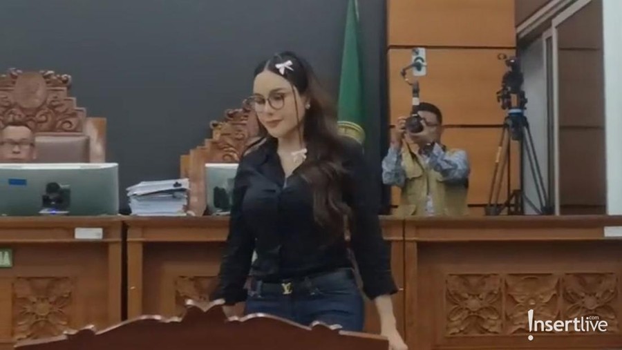 Nikita Mirzani Nikita Mirzani