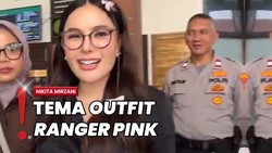 Nikita Mirzani Tampil Gemas Pakai Pita Pink-Velocity di Lanjutan Sidang