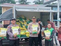 Operasi Pangan Murah di Dumai, 2 Ton Beras Diborong Warga
