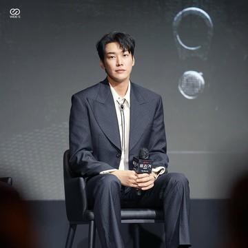 5 Drama Korea Populer yang Diperankan Aktor Tampan Kim Young Kwang
