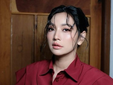 Peringatan Khusus Hesti Purwadinata ke Suami Boiyen: Abangnya Banyak!