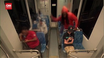 VIDEO: CCTV Rekam Detik-detik Pengungsi Ukraina Ditikam di California