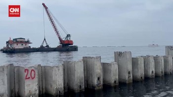 VIDEO: Penampakan Tanggul Beton di Pesisir Laut Cilincing Jakarta