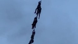 Menteri Nepal dan Keluarga Dievakuasi Pakai Heli demi Hindari Amukan Massa