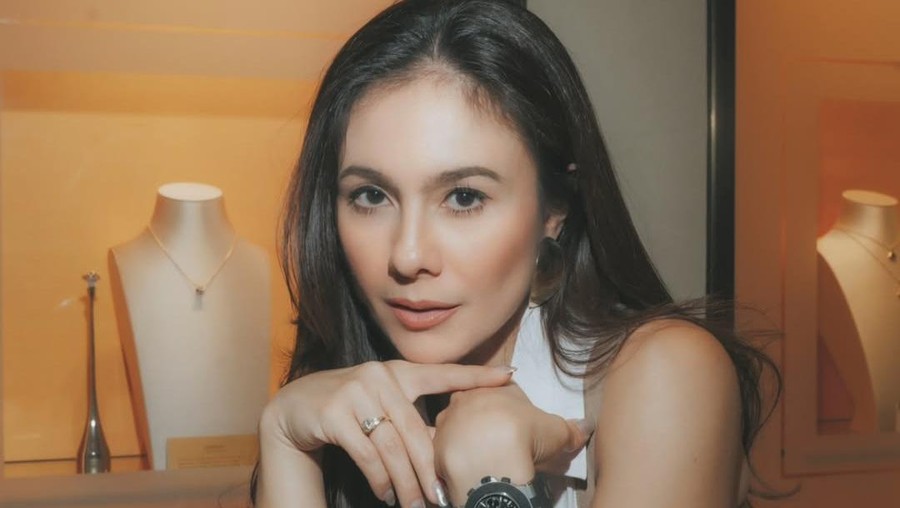 wulan guritno wulan guritno