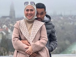 17 Tahun Menikah, Intip 7 Potret Sisi Lain Ahmad Sahroni Bucin dengan Istri Jarang Tersorot