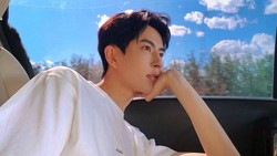 img-title Meninggal Tragis, Ini 7 Potret Aktor Muda China Yu Menglong Sebelum Jatuh dari Flat