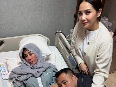 img-title Syahnaz Sadiqah Ungkap Kondisi Terkini Ibunda, Sudah Bisa Main Padel