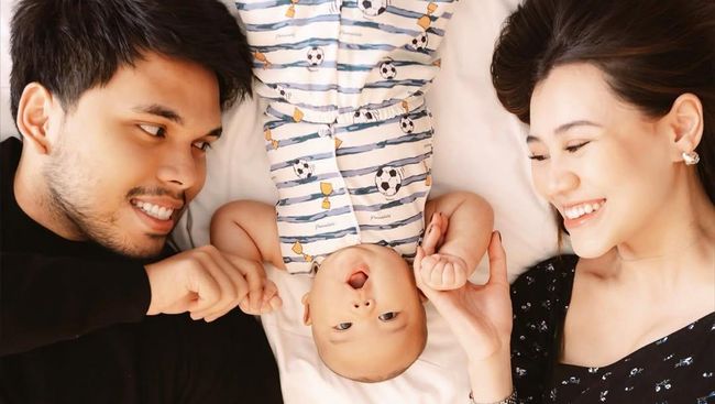 Sempat Ditutupi, Ini 7 Potret Wajah Anak Aaliyah Massaid dan Thariq Halilintar