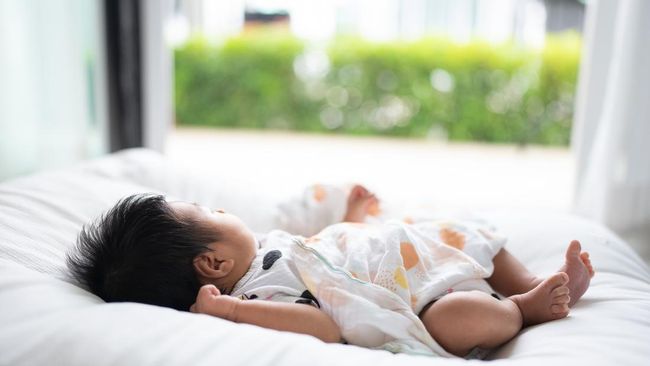 Penyebab Bayi Baru Lahir Suka Kagetan Seperti Kejang