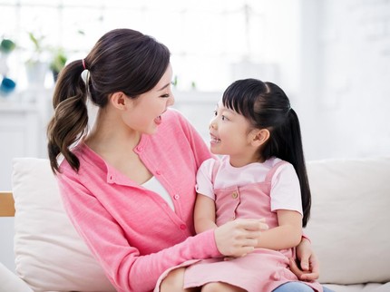 Mengenal Aturan 25x1 Menit yang Bikin Anak Lebih Terbuka & Jujur pada Orang Tua
