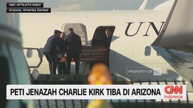 VIDEO: Peti Jenazah Charlie Kirk Tiba di Arizona