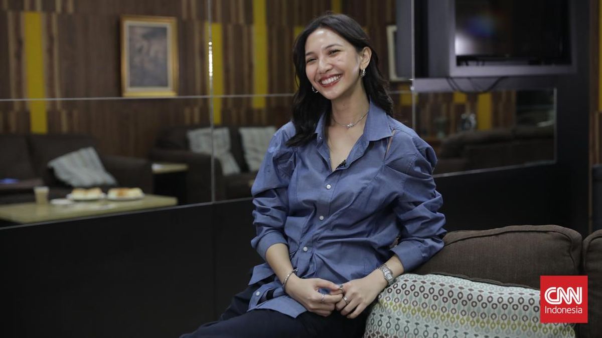 Perlahan Bangkit, Sheila Dara Dinilai Luar Biasa Oleh Mertua