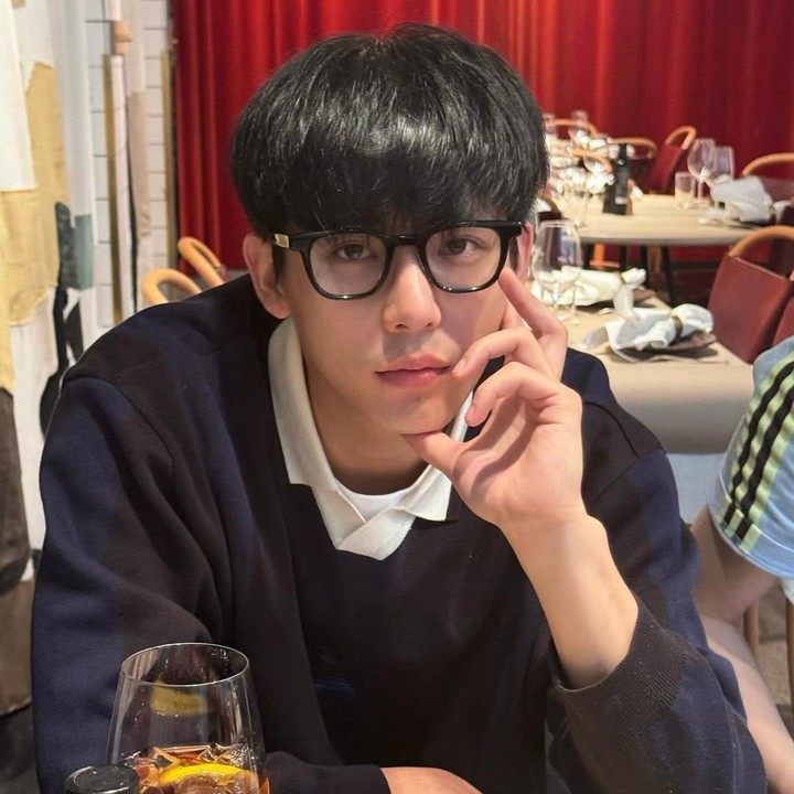 <p>Ia kemudian melebarkan sayapnya dengan debut akting dalam serial <em>Dreaming Back To the Qing.</em> Lantaran telah berkali-kali memerankan seorang atlet, ia mendapat julukan sebagai atlet hiburan.&nbsp;(Foto: Instagram@waybuss)</p>