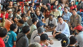 Gibran Tinjau Pengungsi Banjir di Bali, Soroti Anak hingga Lansia