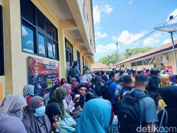 Ribuan Honorer Dompu Antre SKCK Syarat PPPK, Ada yang 3 Hari Belum Dipanggil