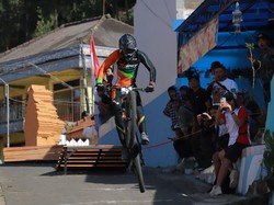 Keseruan Para Downhiller Tampil di Kejuaraan 76 IDH URBAN 2025 di Pasuruan