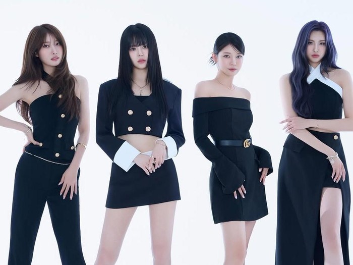 Setelah masa kontrak dengan YUEHUA Entertainment berakhir pada Juni 2025, empat dari enam member EVERGLOW yaitu Sihyeon, E:U, Onda, dan Aisha memutuskan untuk memulai perjalanan baru mereka di bawah naungan CXXTA Company.