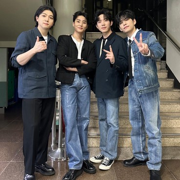 Lirik Lagu Our Season - DAY6