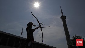 FOTO: Meneladani Sunah Nabi Lewat Panahan di Masjid Istiqlal